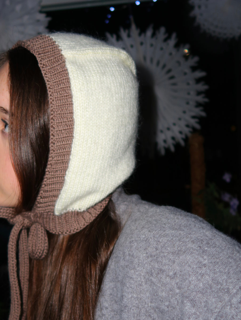 Cream and brown bonnet