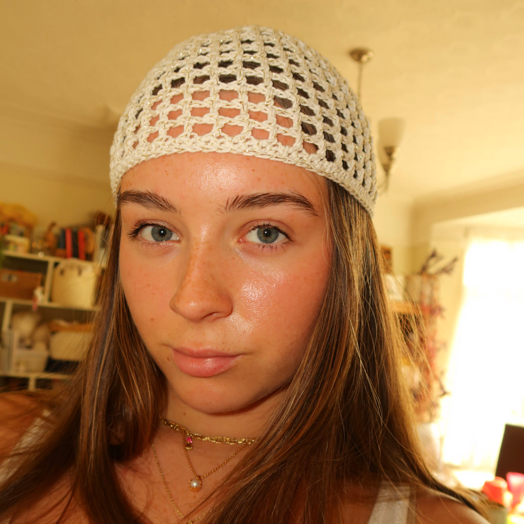 Cream/gold sparkly mesh hat