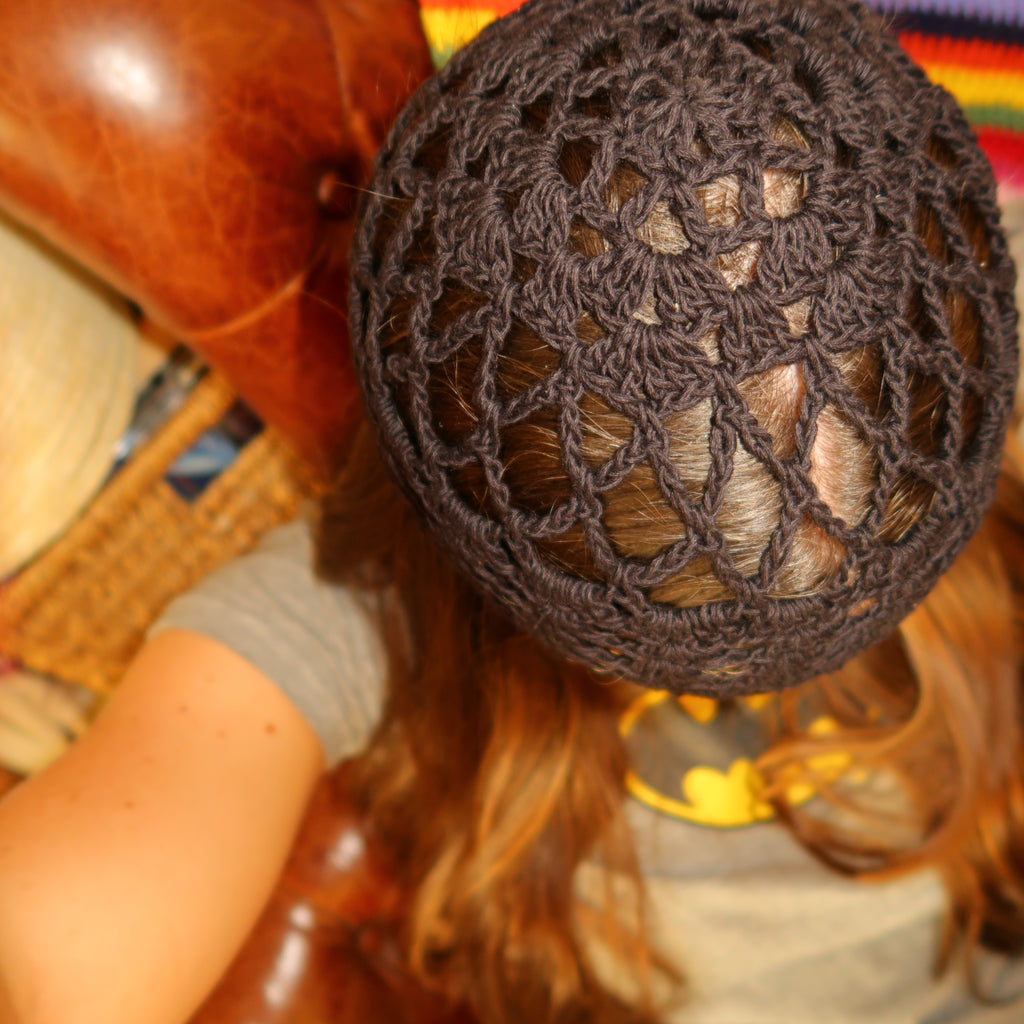 Black cotton mesh hat