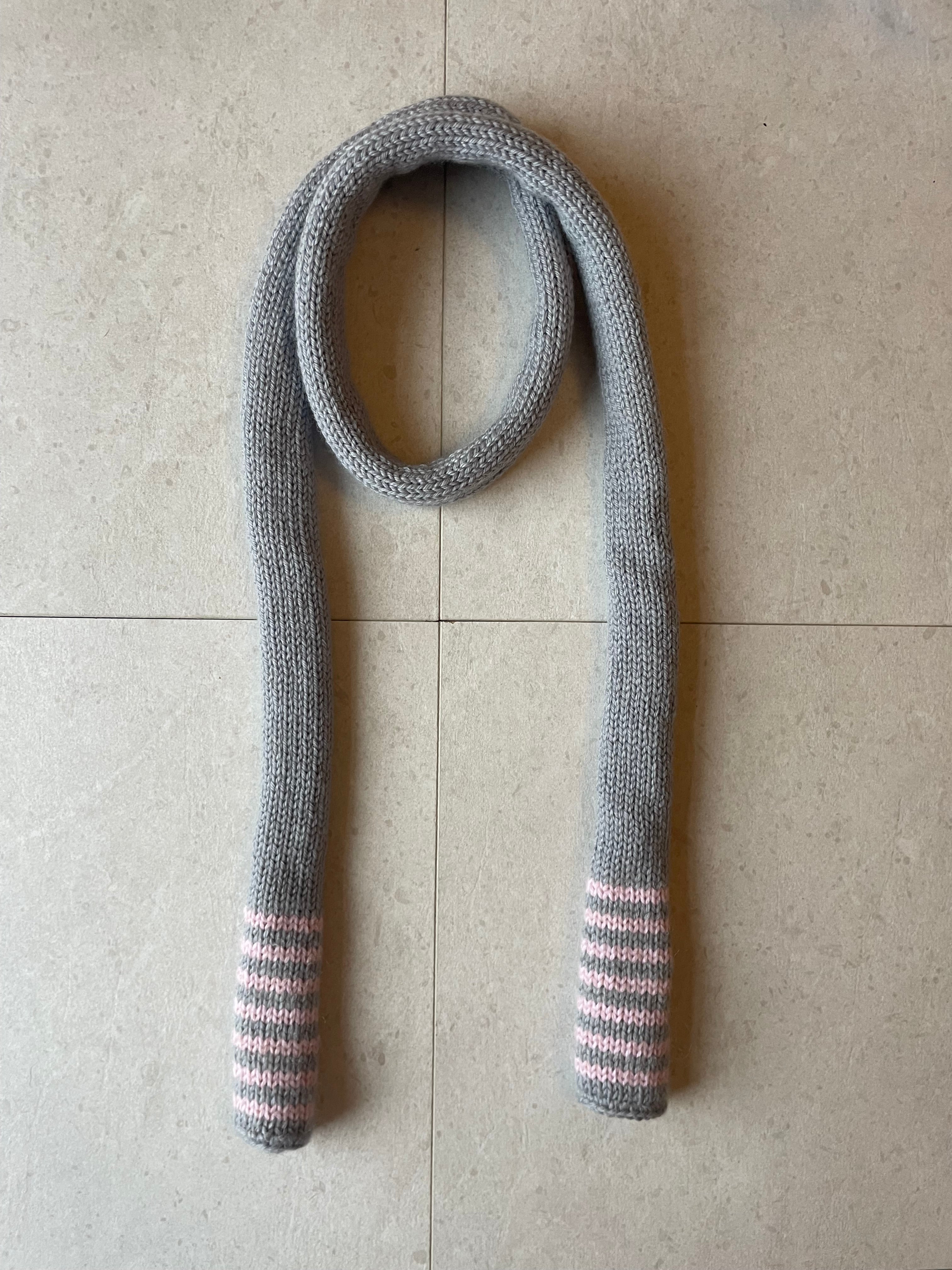 Grey and pink striped skinny scarf