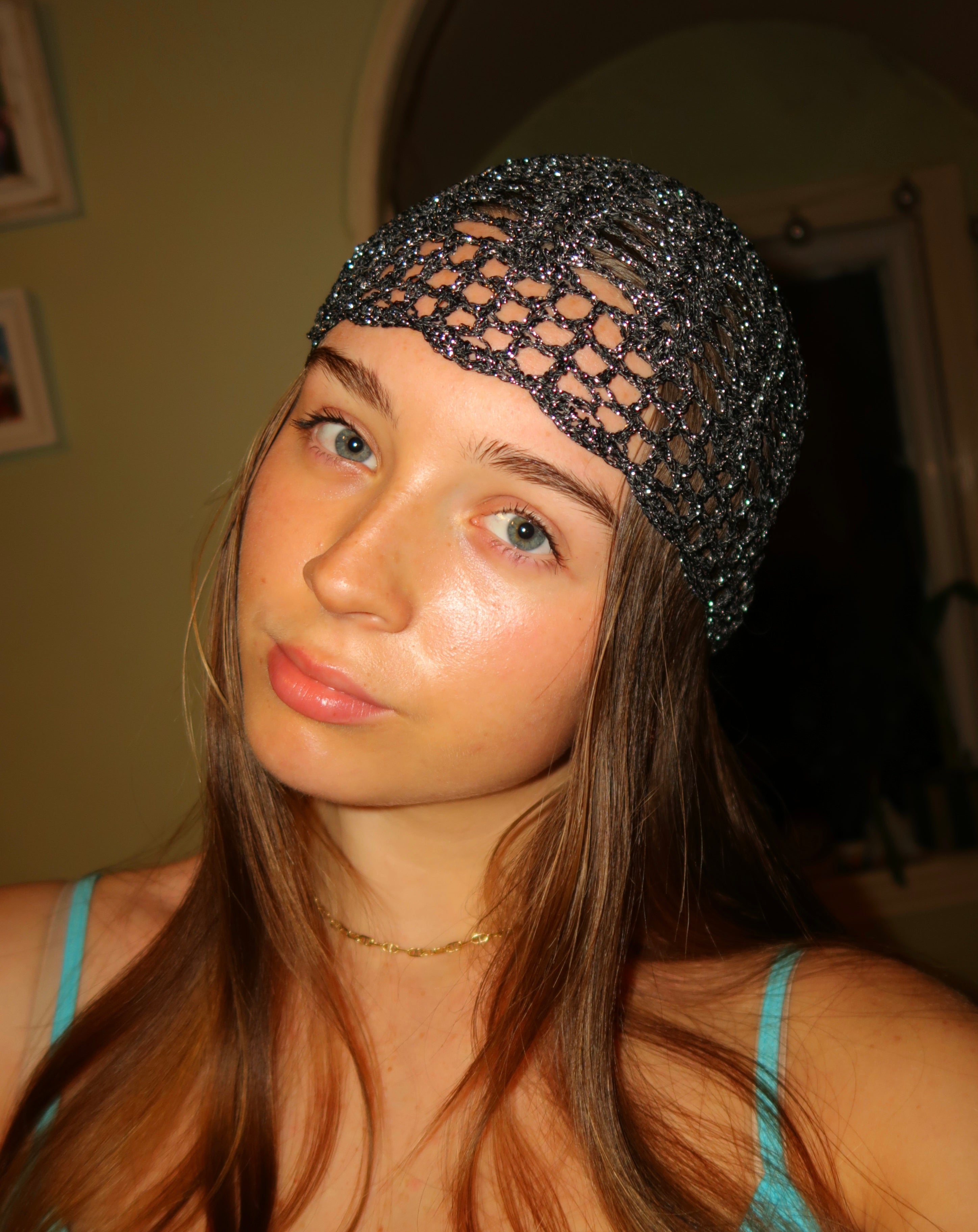 Black/silver fully detailed mesh hat