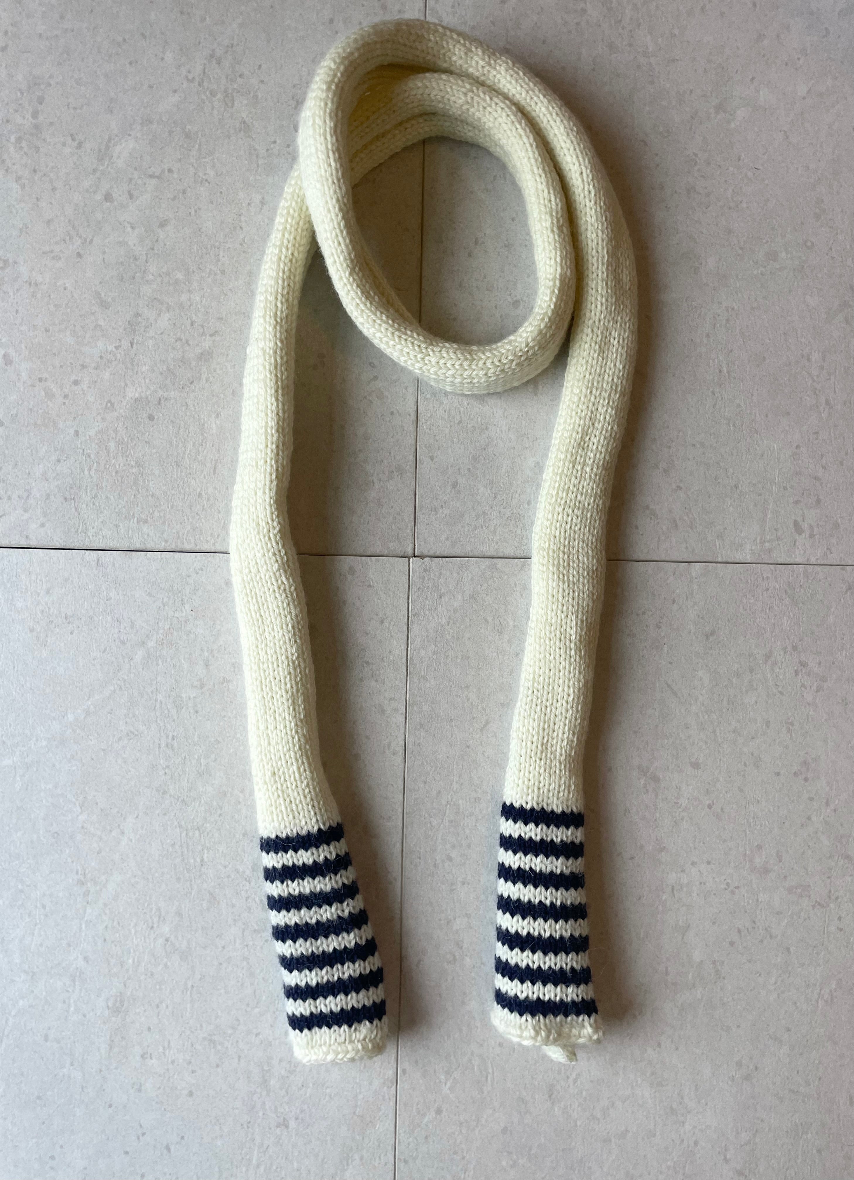 Cream and navy striped skinny scarf