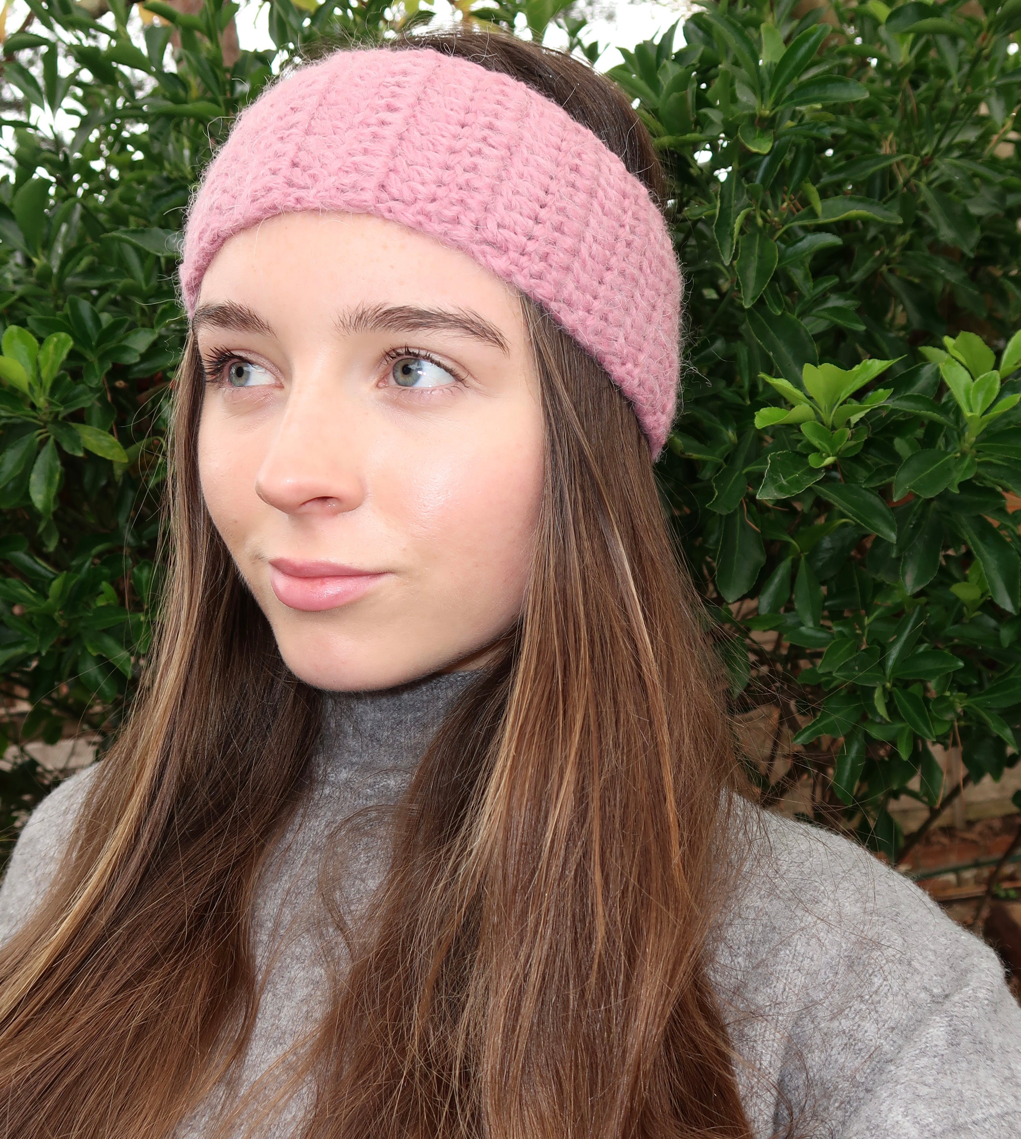 Pink crochet headband