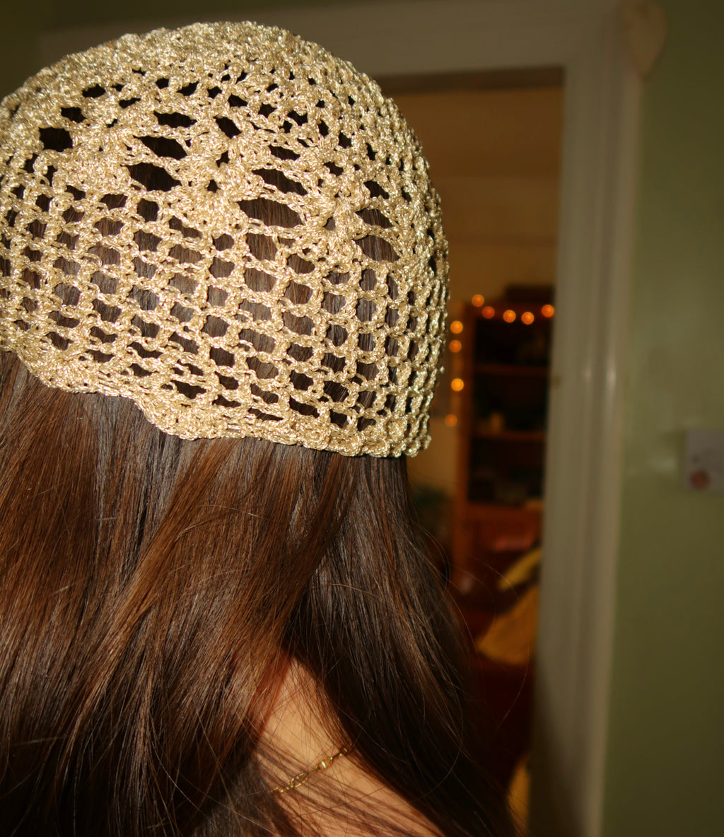 Gold detailed mesh hat