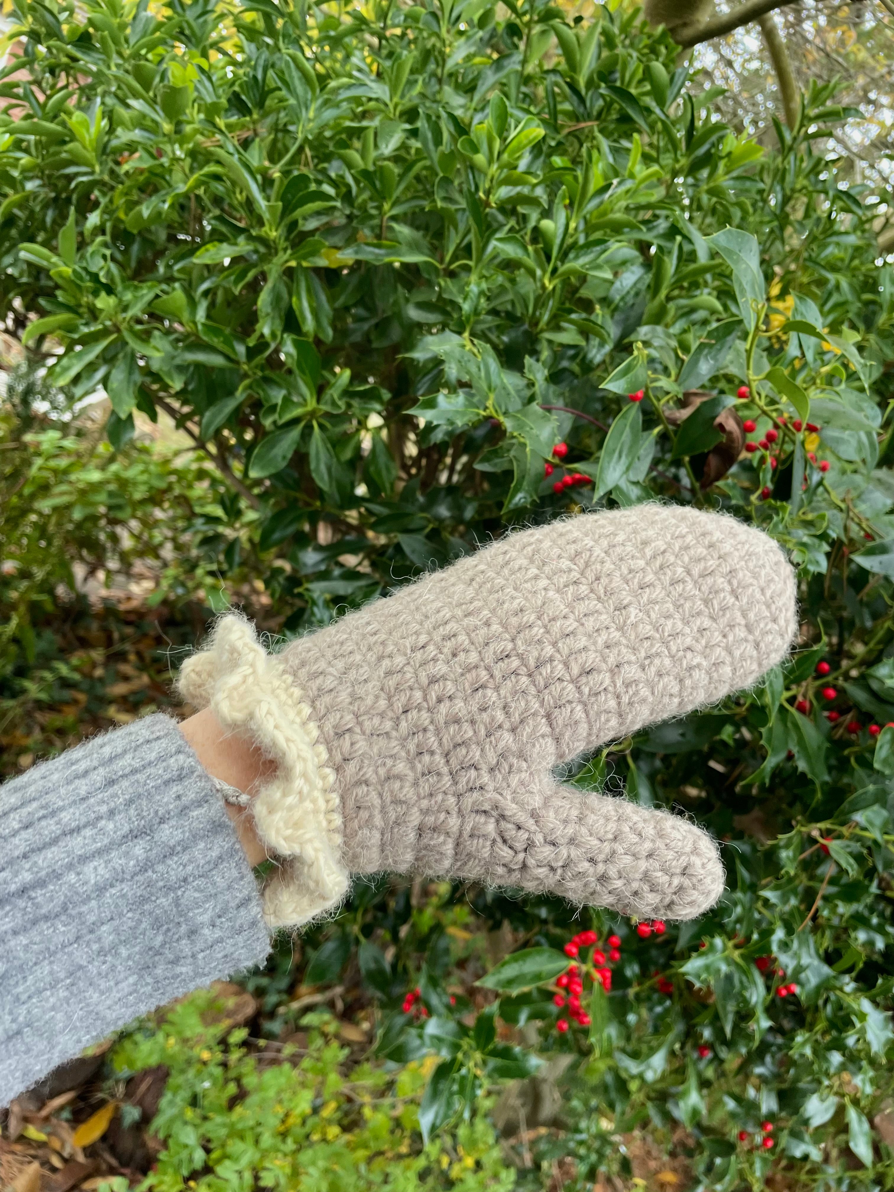 Mink brown crochet mittens with cream frill