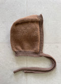 Brown bonnet