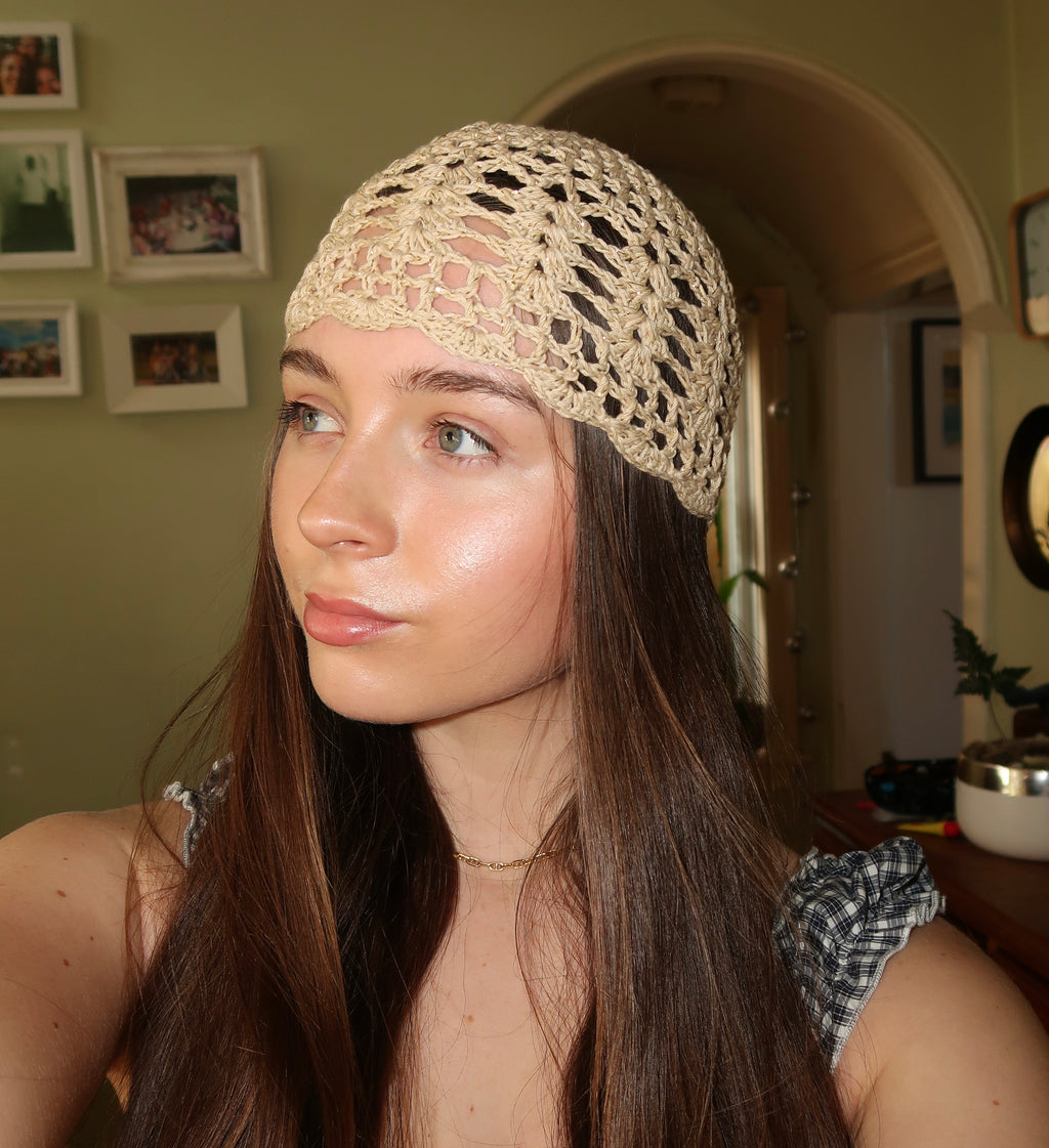 Beige and gold sparkly mesh hat